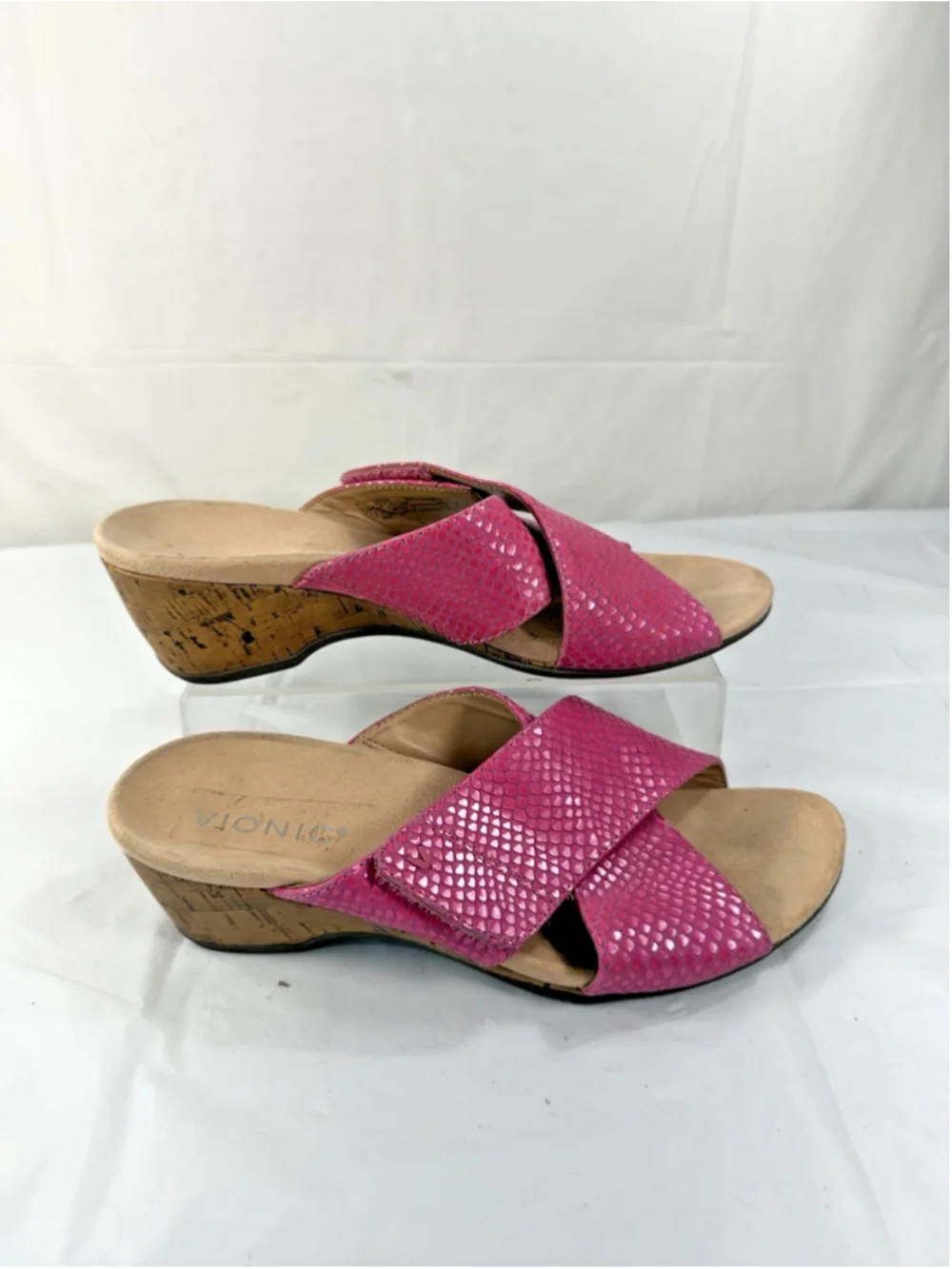 Vionic Leticia Women Hot Pink Lizard Print Strap Sandals Size 7.5